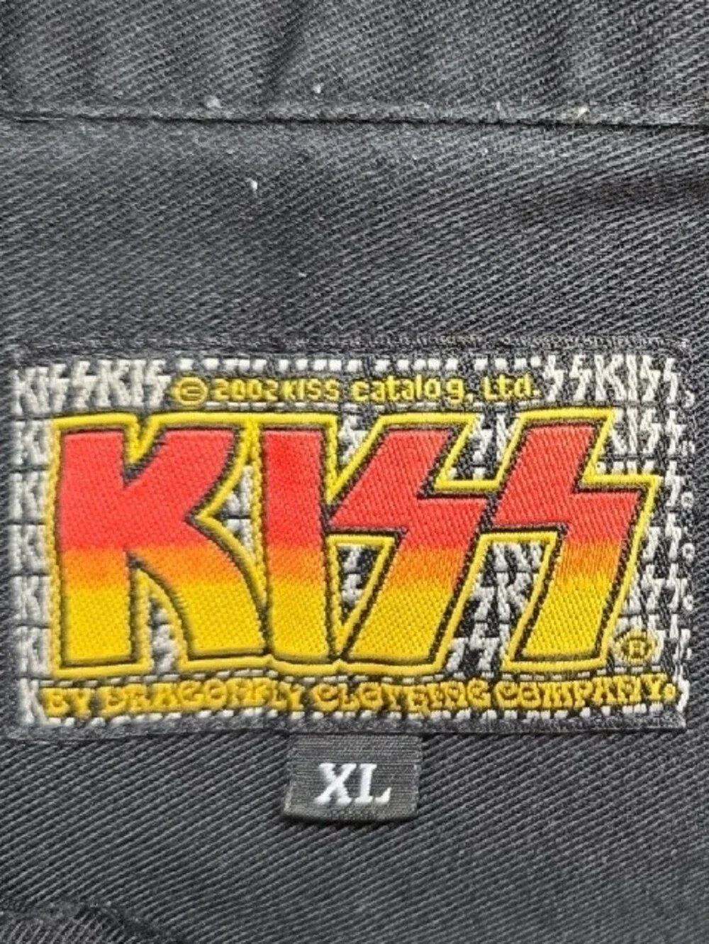 766. Official KISS Army Embroidered Black Button Up Men's XL Vintage (R1)